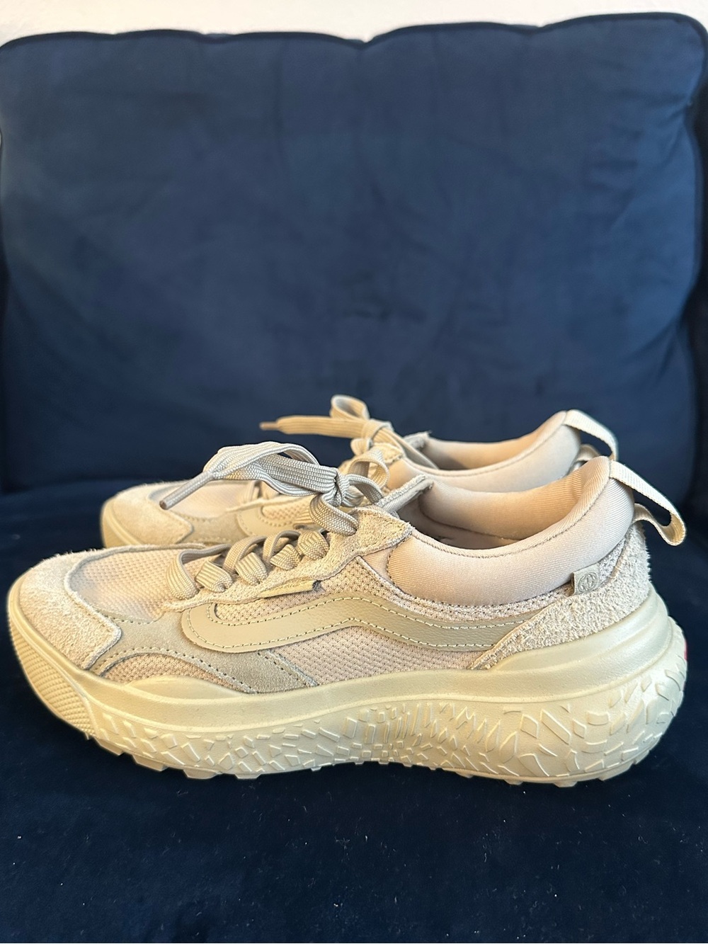 Vans Women's Sneakers in Light Sage Greeb